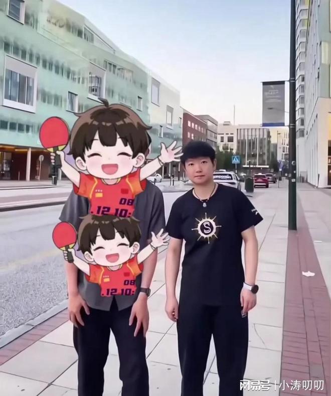 瑞典大满贯孙颖莎和球迷合影王曼昱跟袁嘉楠一起开心下训(图2)