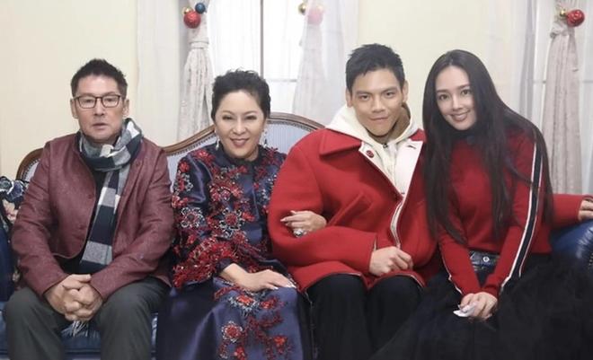 向佑近照瘦到不敢认向太后悔惯坏小儿子打人入狱生活纸醉金迷(图2)