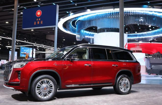 从故宫中轴线到丹霞地貌红旗金葵花于广州车展演绎东方豪华DNA(图5)