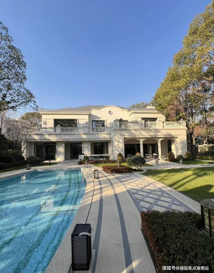 绿宝园翡梵售楼处最新发布(首页网站)绿宝园翡梵销售中心可详聊楼盘详情价格地址清晰告知配套成熟前台电话(图12)